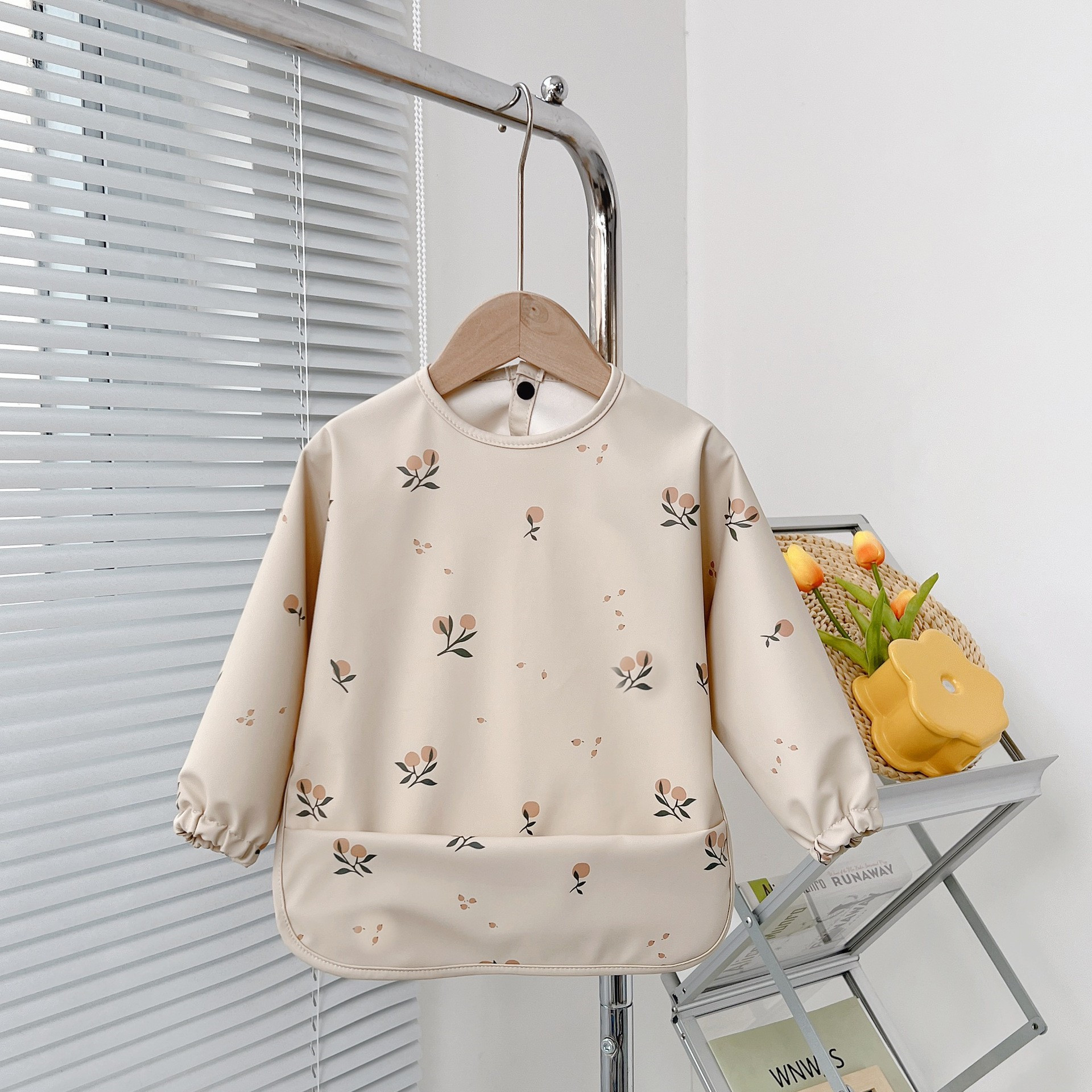 Baby Bibs PU Long Sleeved Pain - Baby Food Brand ulasan dan harga